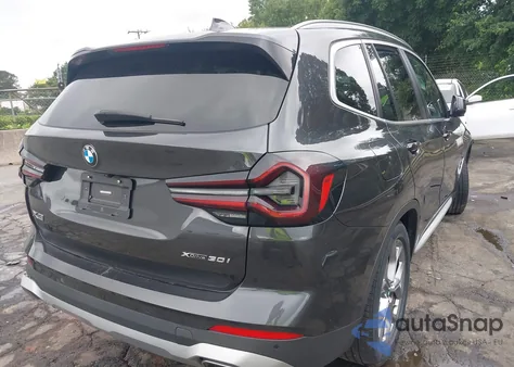 2023 BMW X3 xDrive30I z USA, uszkodzony, nr VIN 5UX53DP05P9R38820